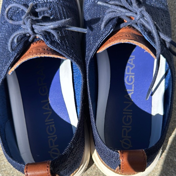 Cole Haan Blue and Brown Oxford Shoes Sleek Design